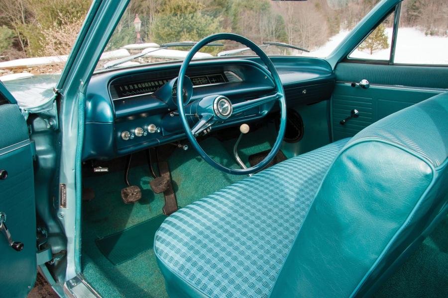  Chevrolet Biscayne 2-Door Sedan 1963 года  (фото 8 из 8)